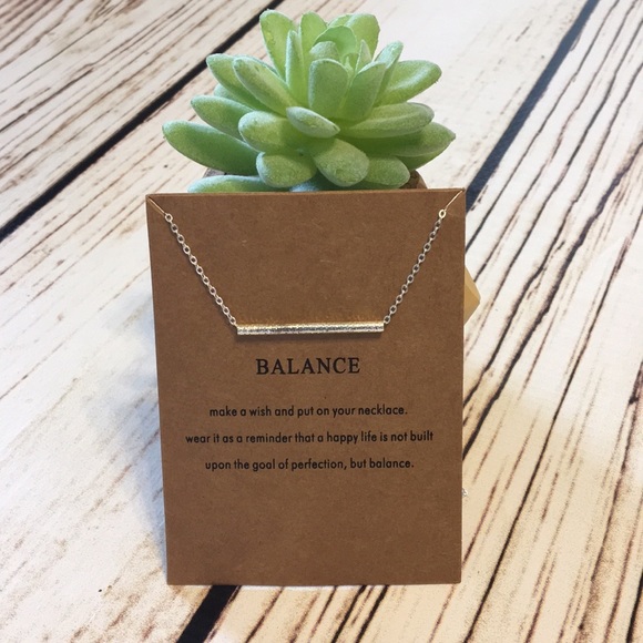 Jewelry - 🌹Straight silver tone bar alloy pendant. NWT